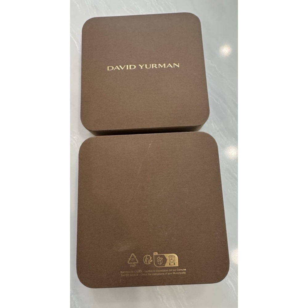 Authentic David Yurman Jewelry Presentation Box 4.5 x 4.5 x 2.25 - Picture 4 of 12